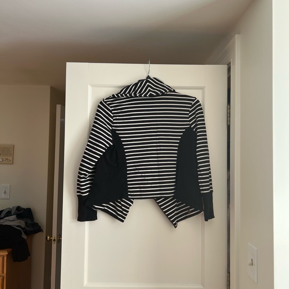 Caslon size large zip front sweatshirt - Picture 4 of 4